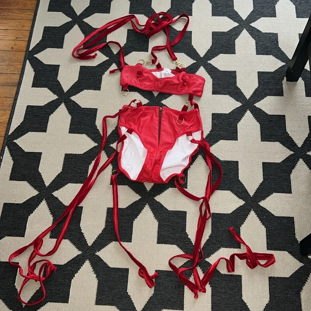 Solstice Intimates Red Strappy Paramour Set - Picture 4 of 11